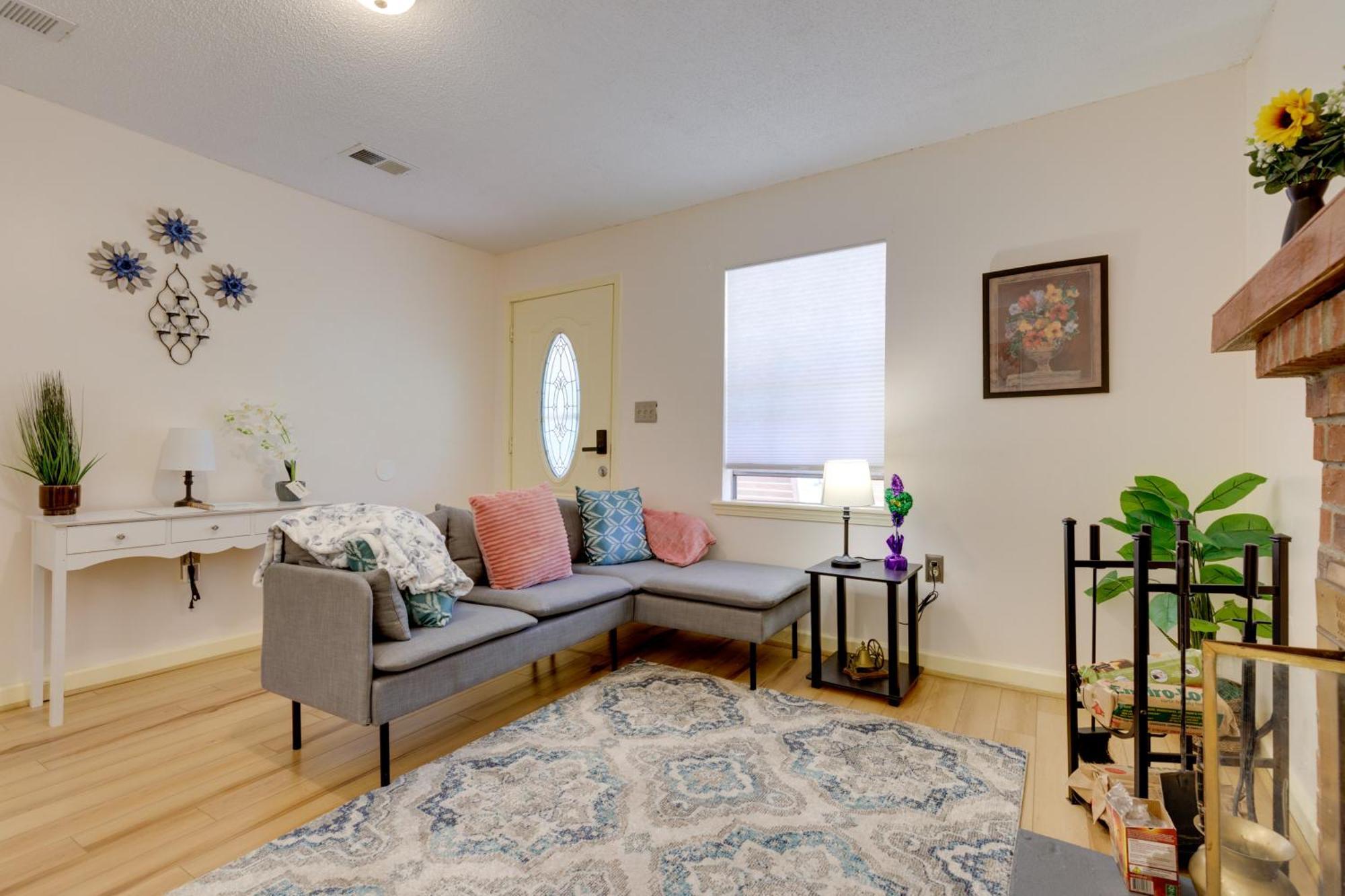 Stunning Gulfport Getaway About 1 Mi To The Beach Exteriér fotografie